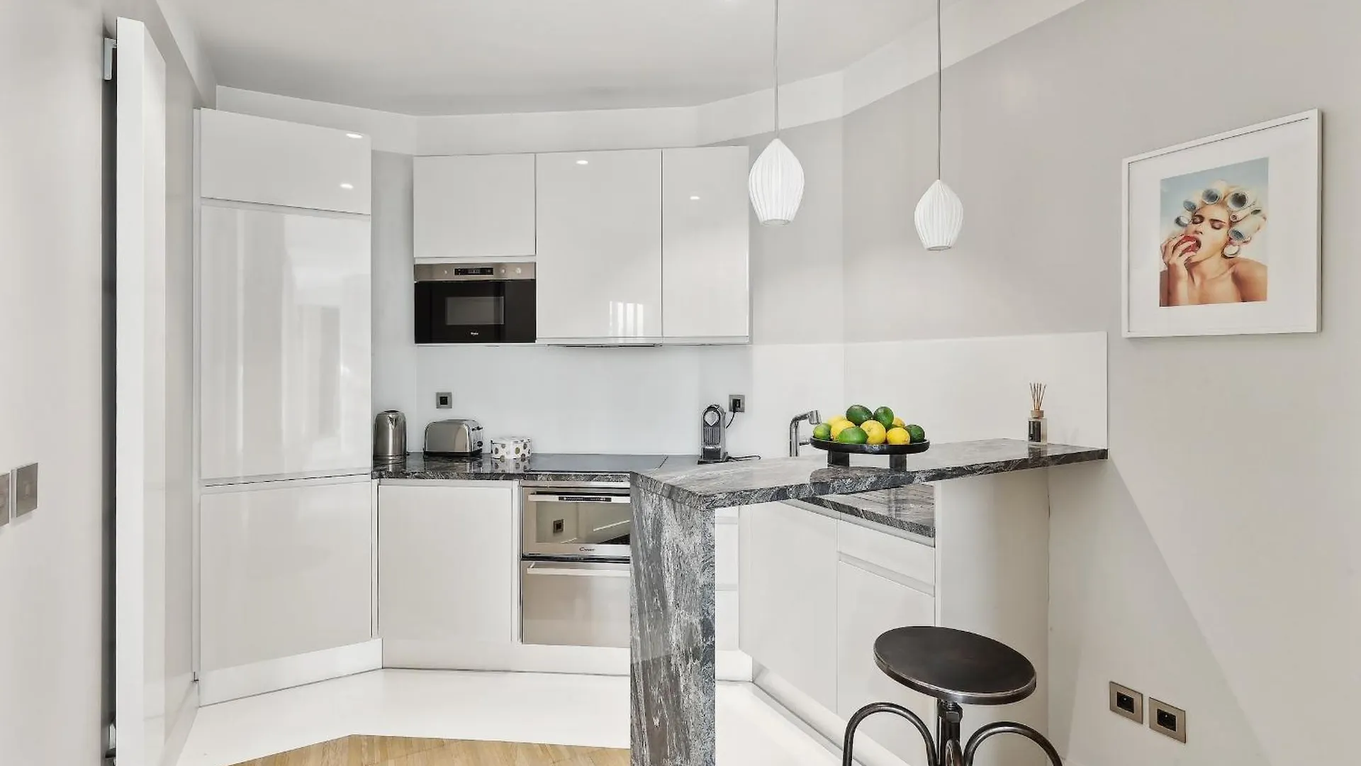 Apartment Le Marais & Place Des Vosges - Cityapartmentstay Paris France