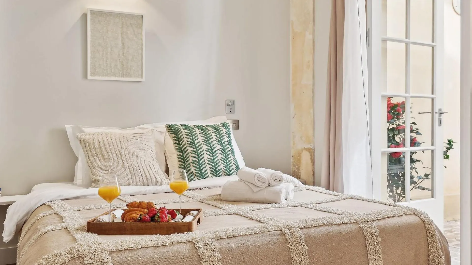 Apartment Le Marais & Place Des Vosges - Cityapartmentstay Paris France